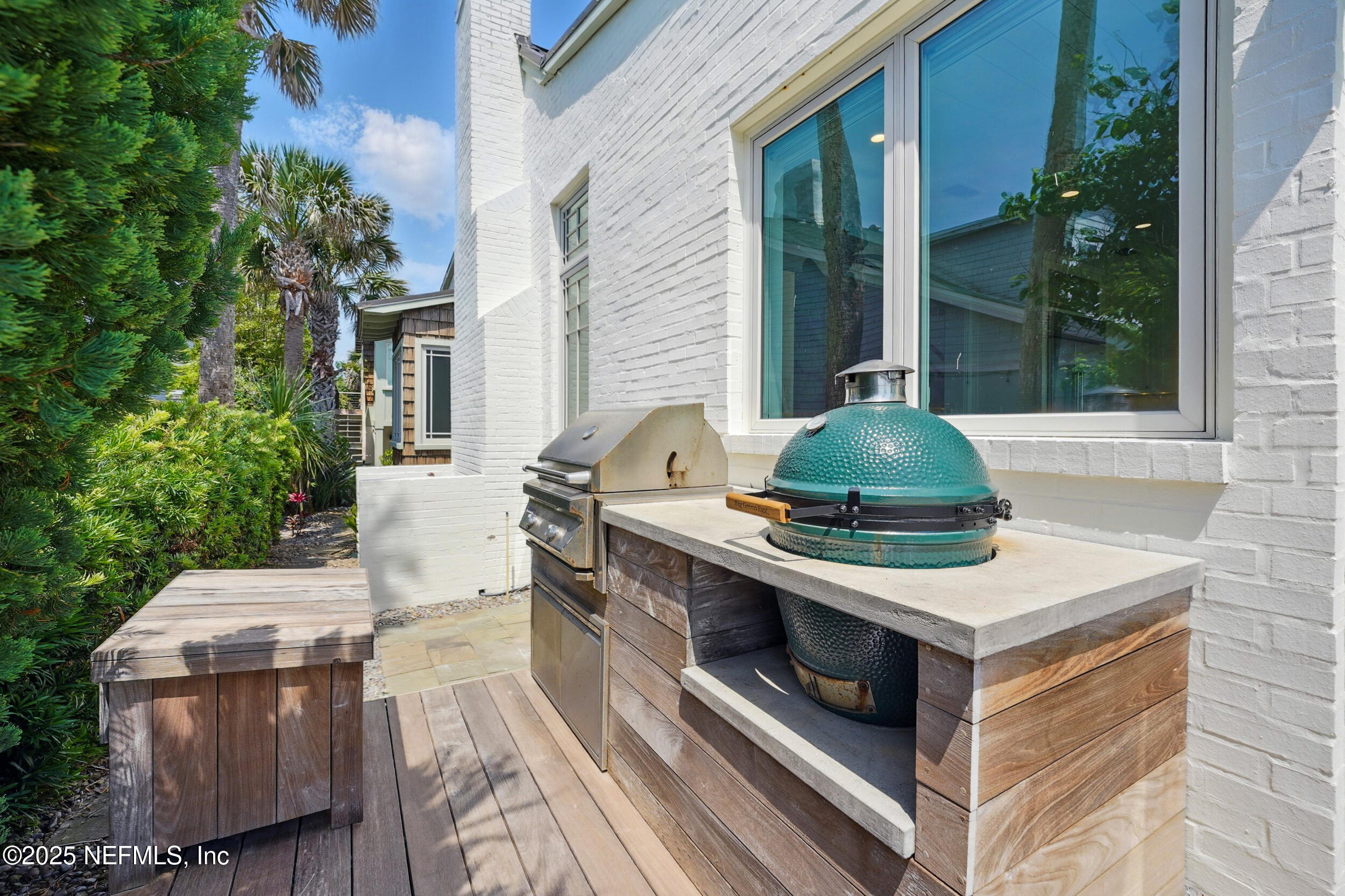816 OCEAN FRONT