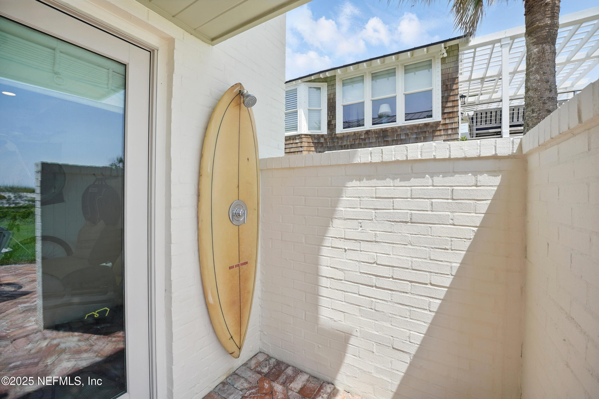 816 OCEAN FRONT