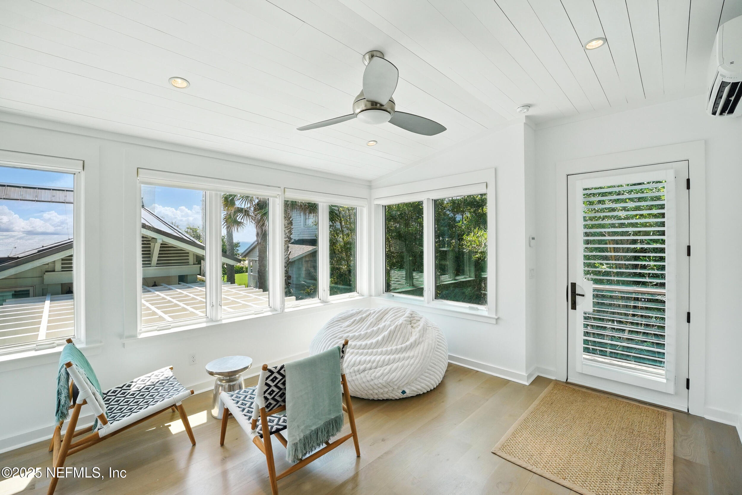 816 OCEAN FRONT