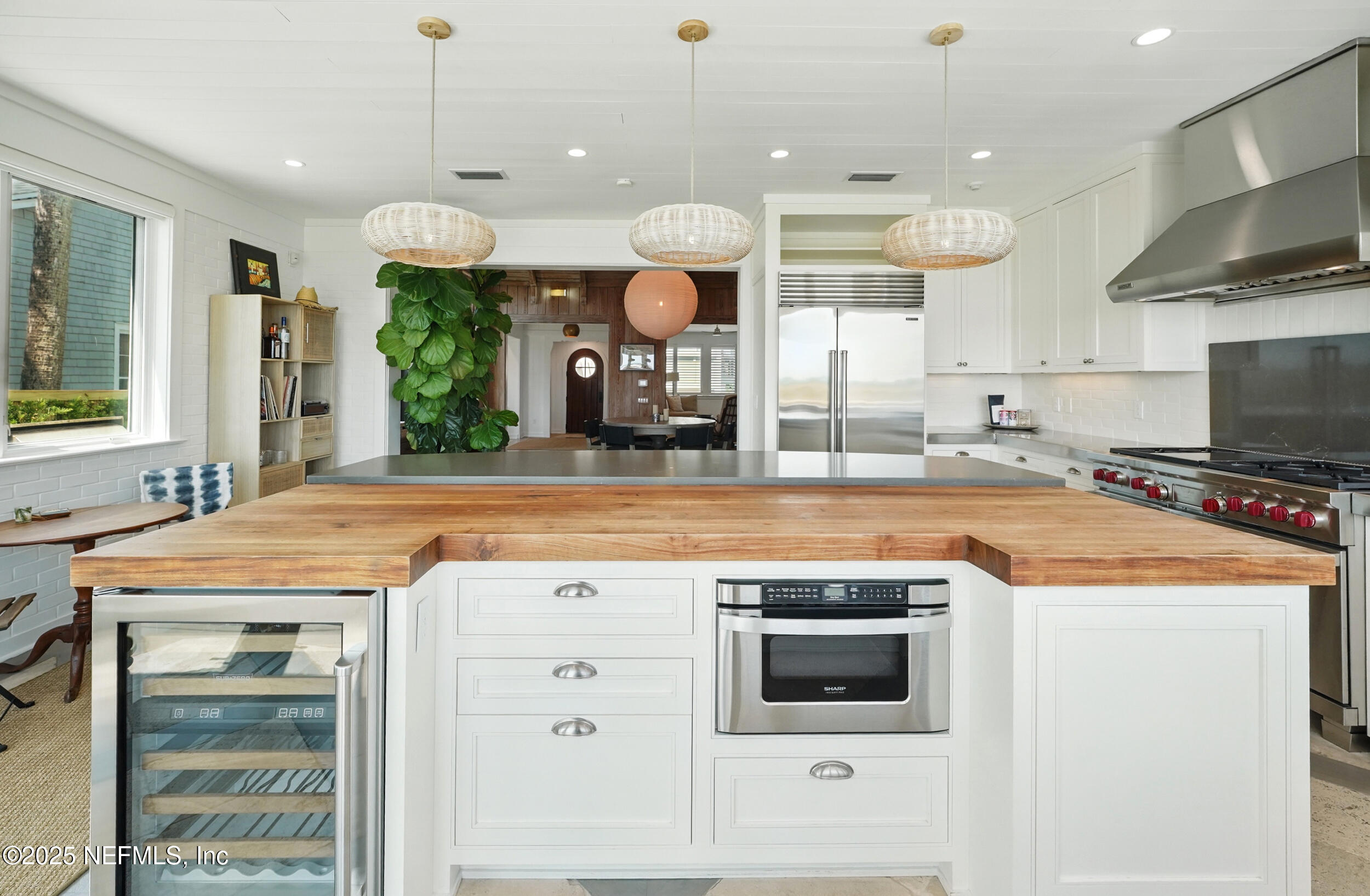 816 OCEAN FRONT