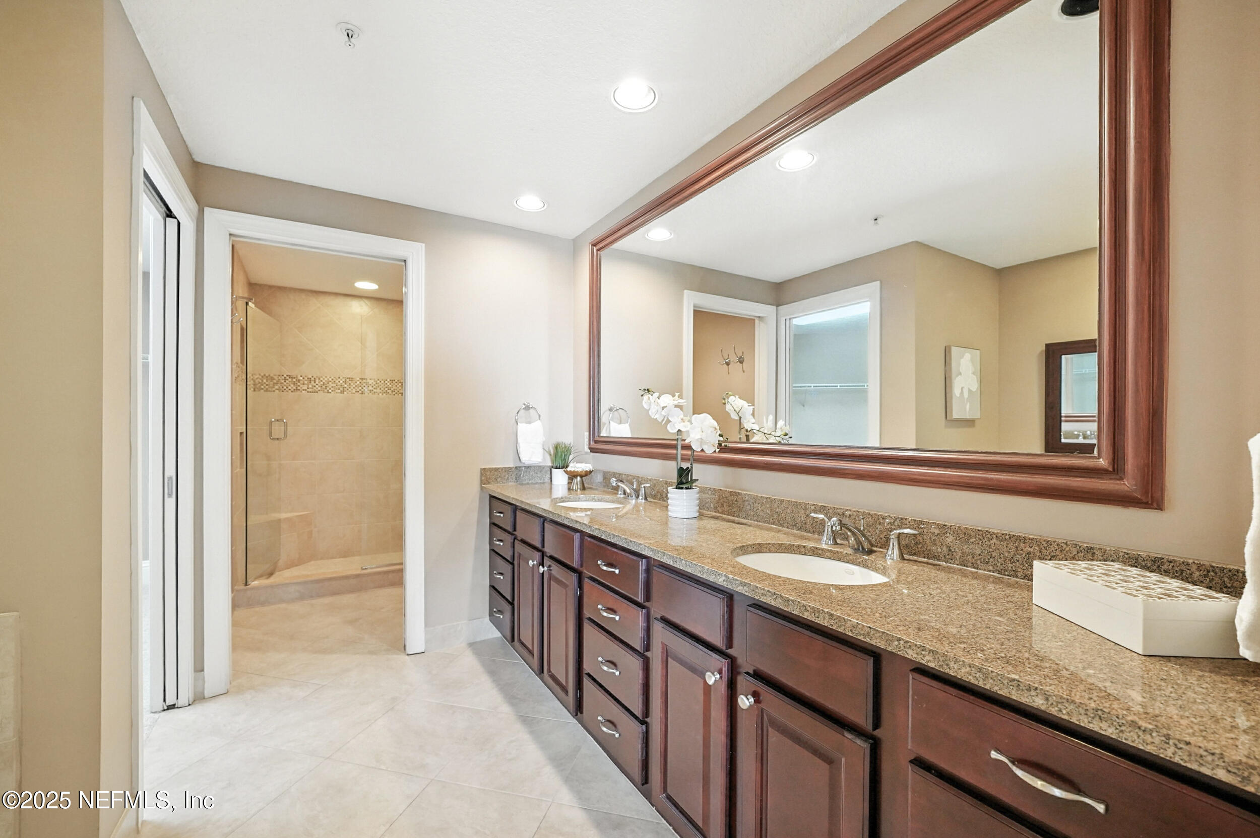 112 5TH Avenue S 402