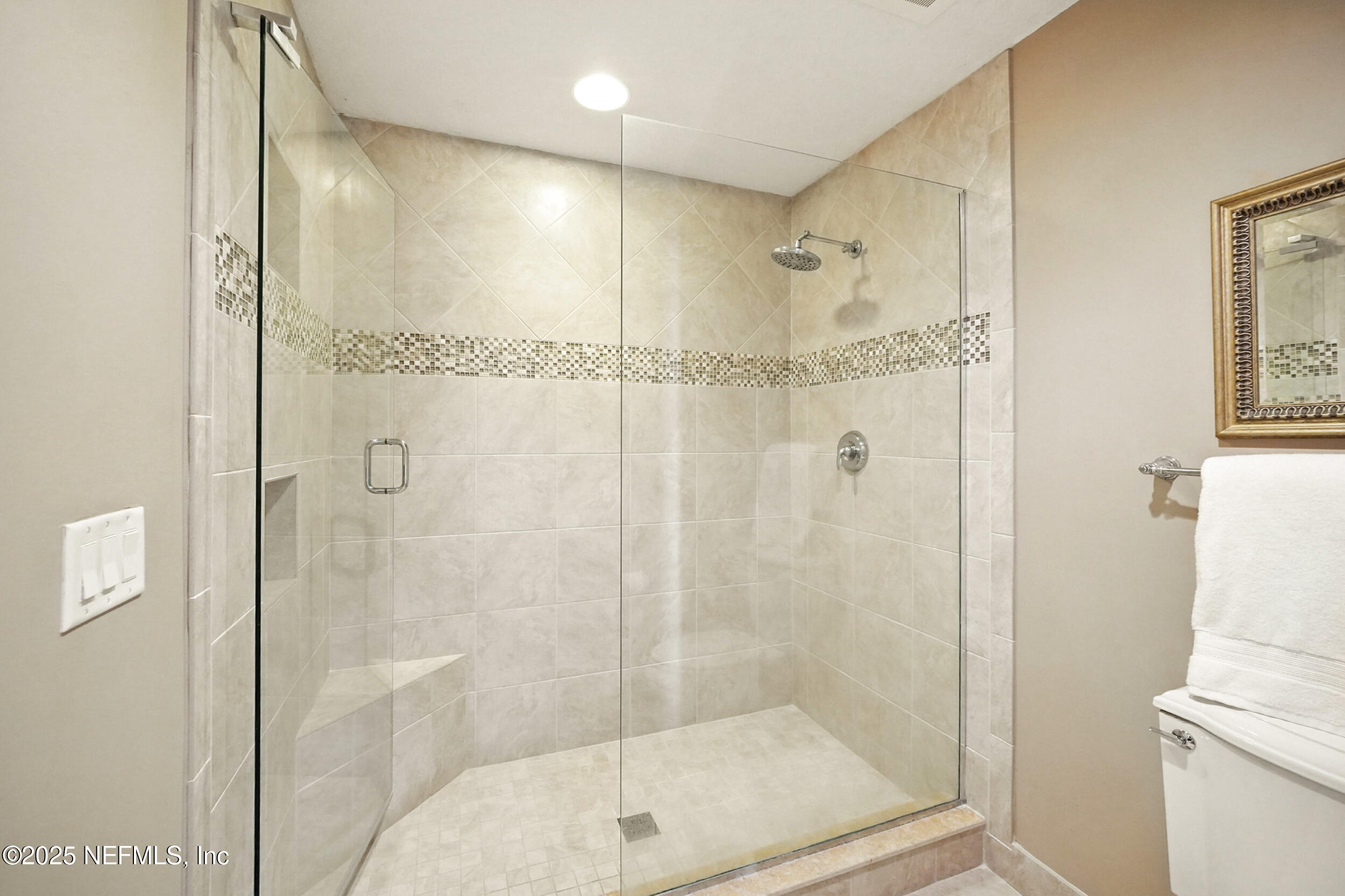 112 5TH Avenue S 402