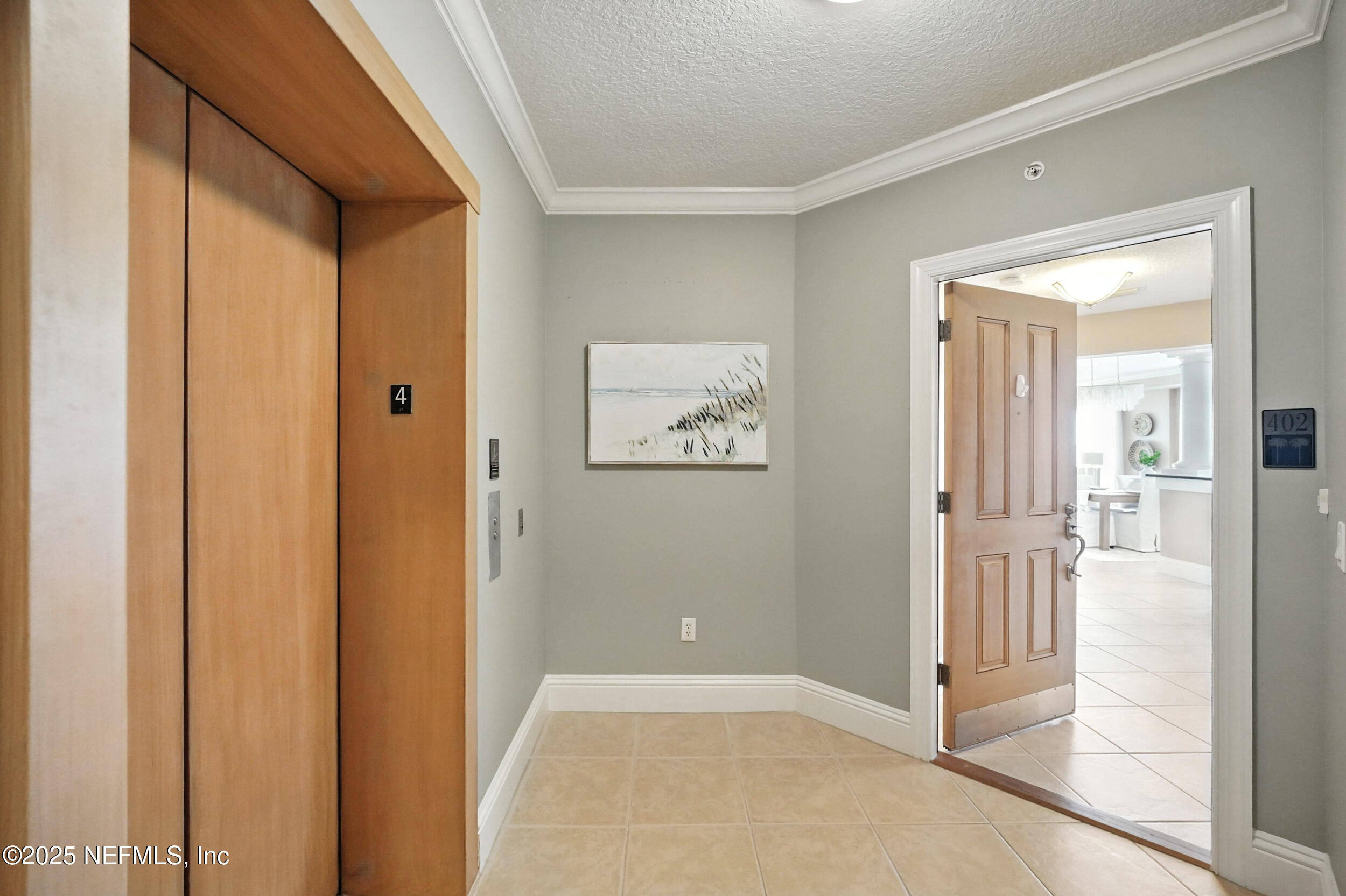 112 5TH Avenue S 402