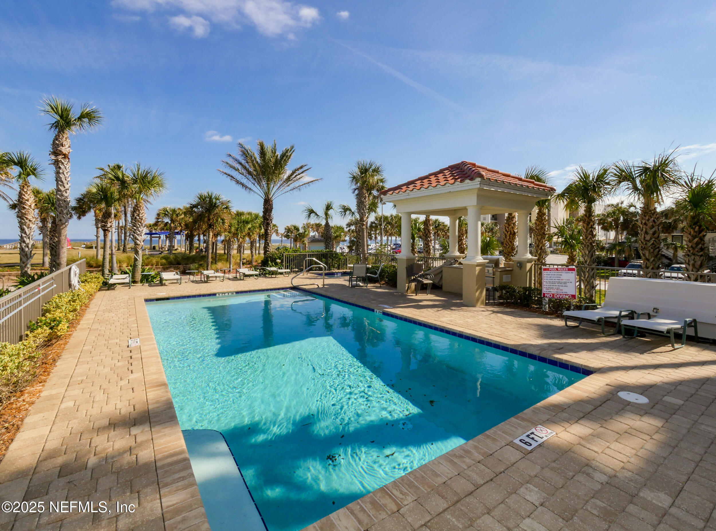 112 5TH Avenue S 402