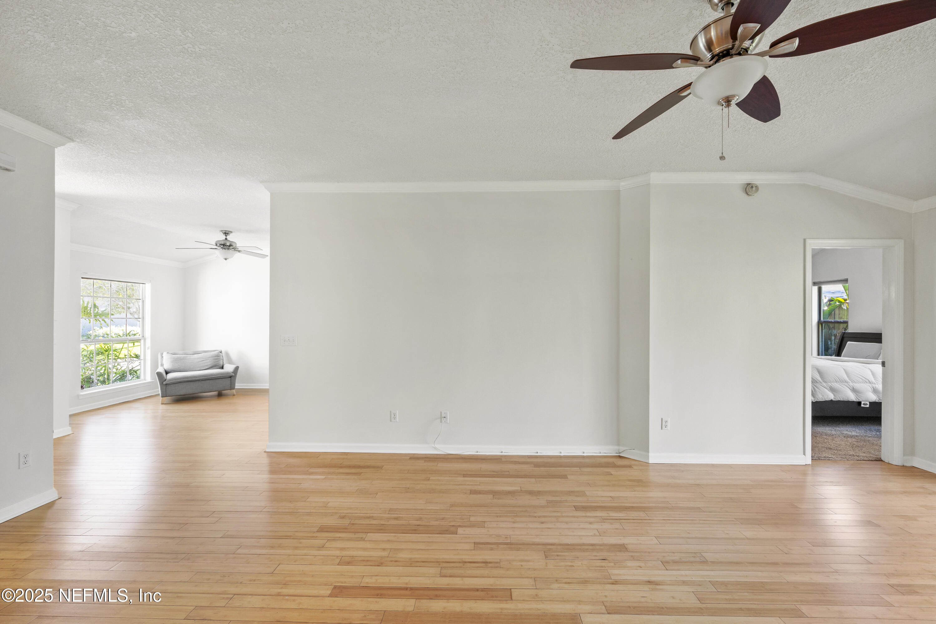 1419 LINKSIDE Drive