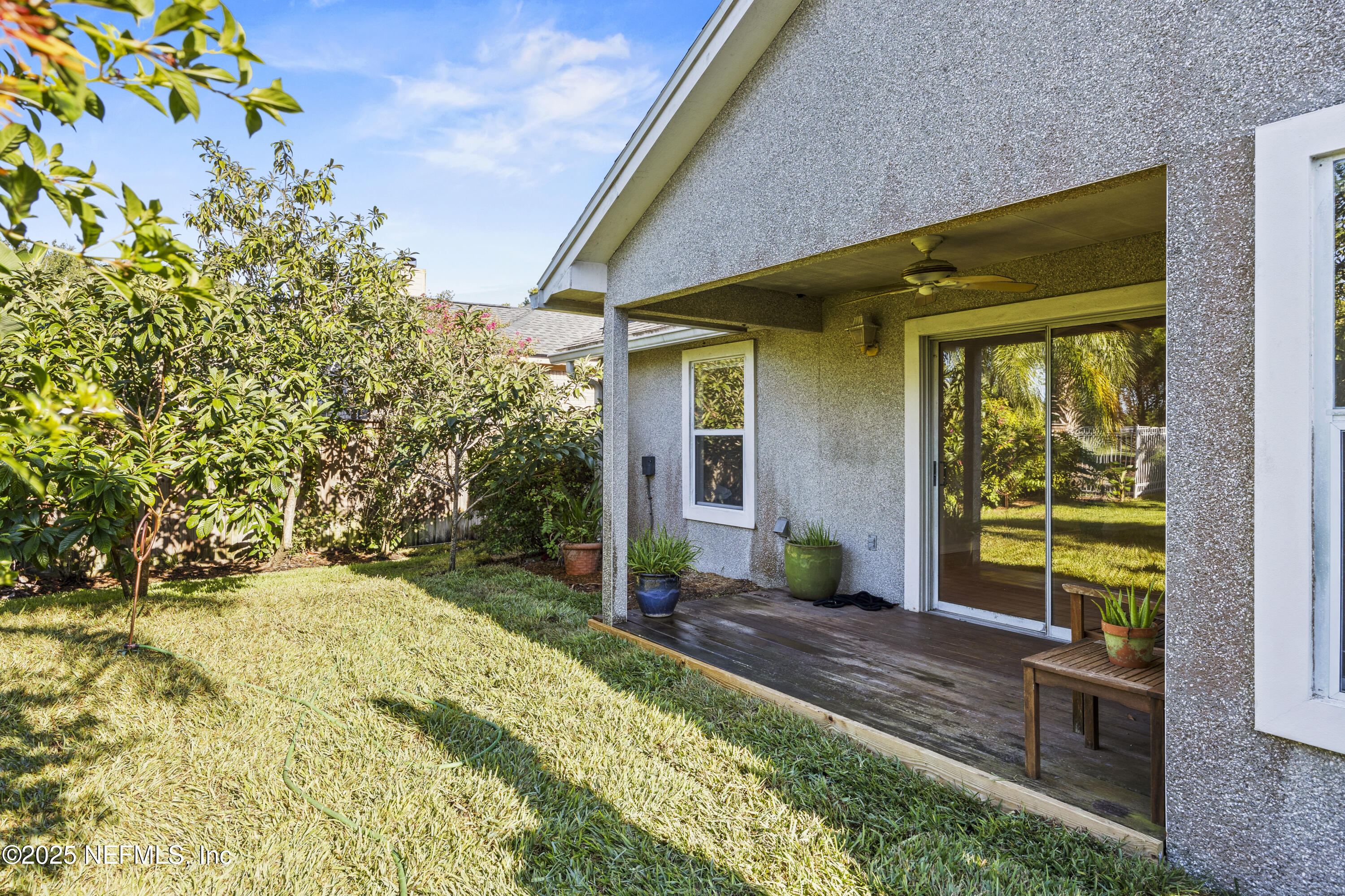 1419 LINKSIDE Drive