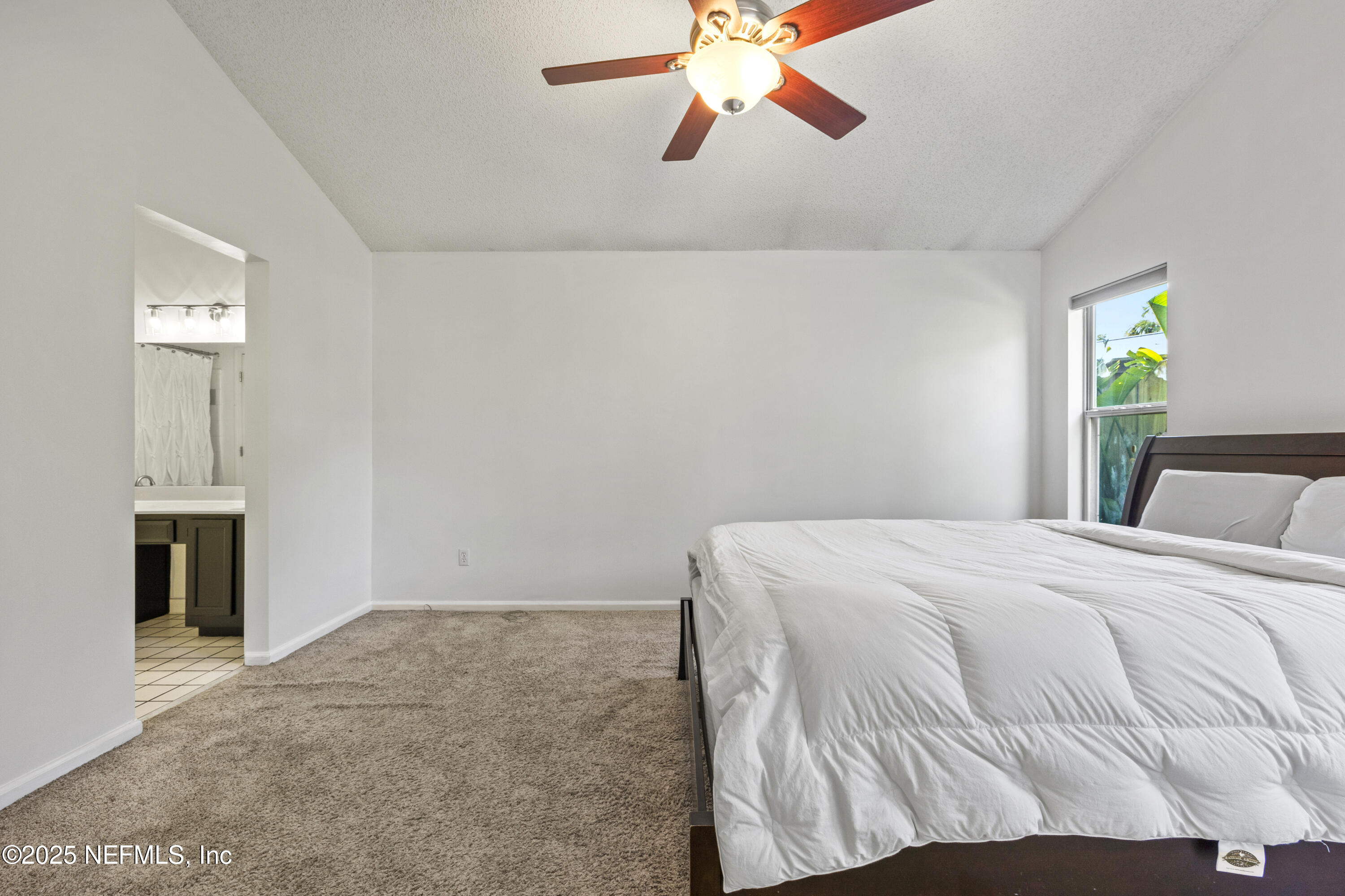 1419 LINKSIDE Drive