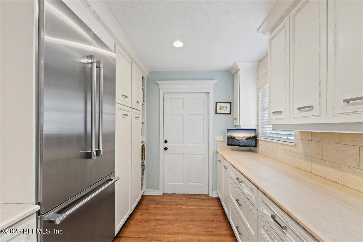 24 POINCIANA Way
