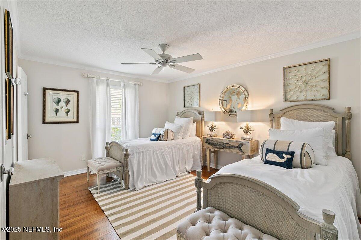 24 POINCIANA Way