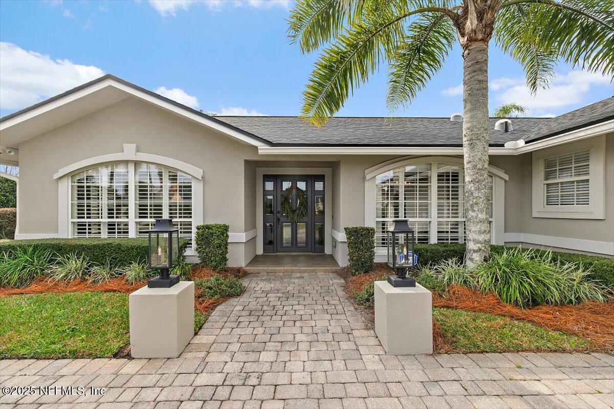 24 POINCIANA Way