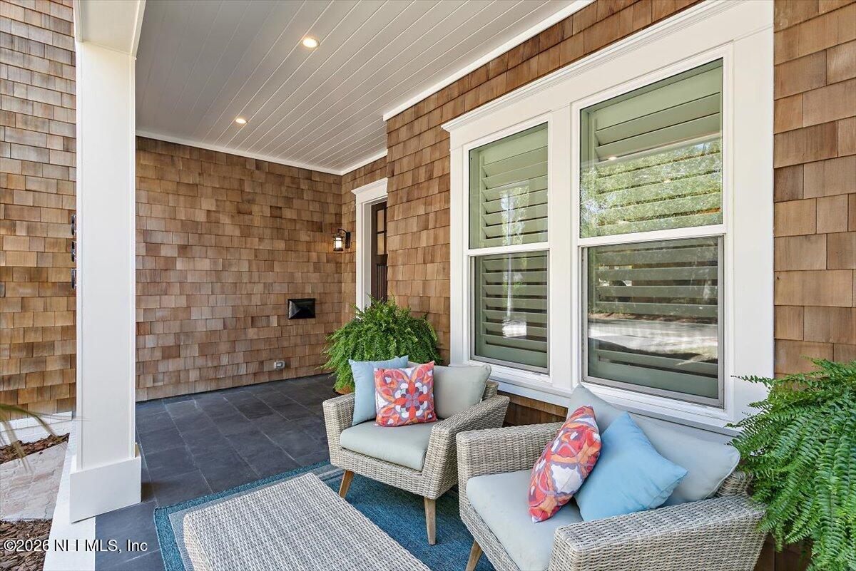 360 5TH Street