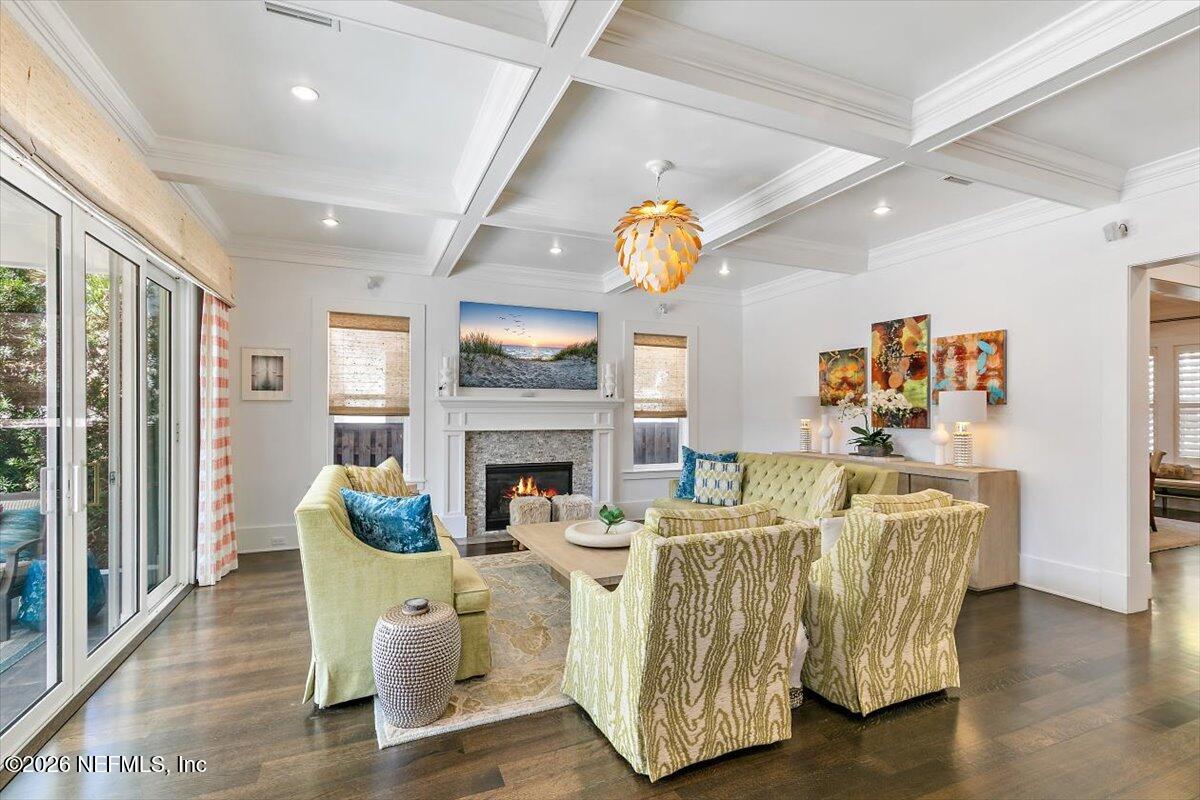 360 5TH Street