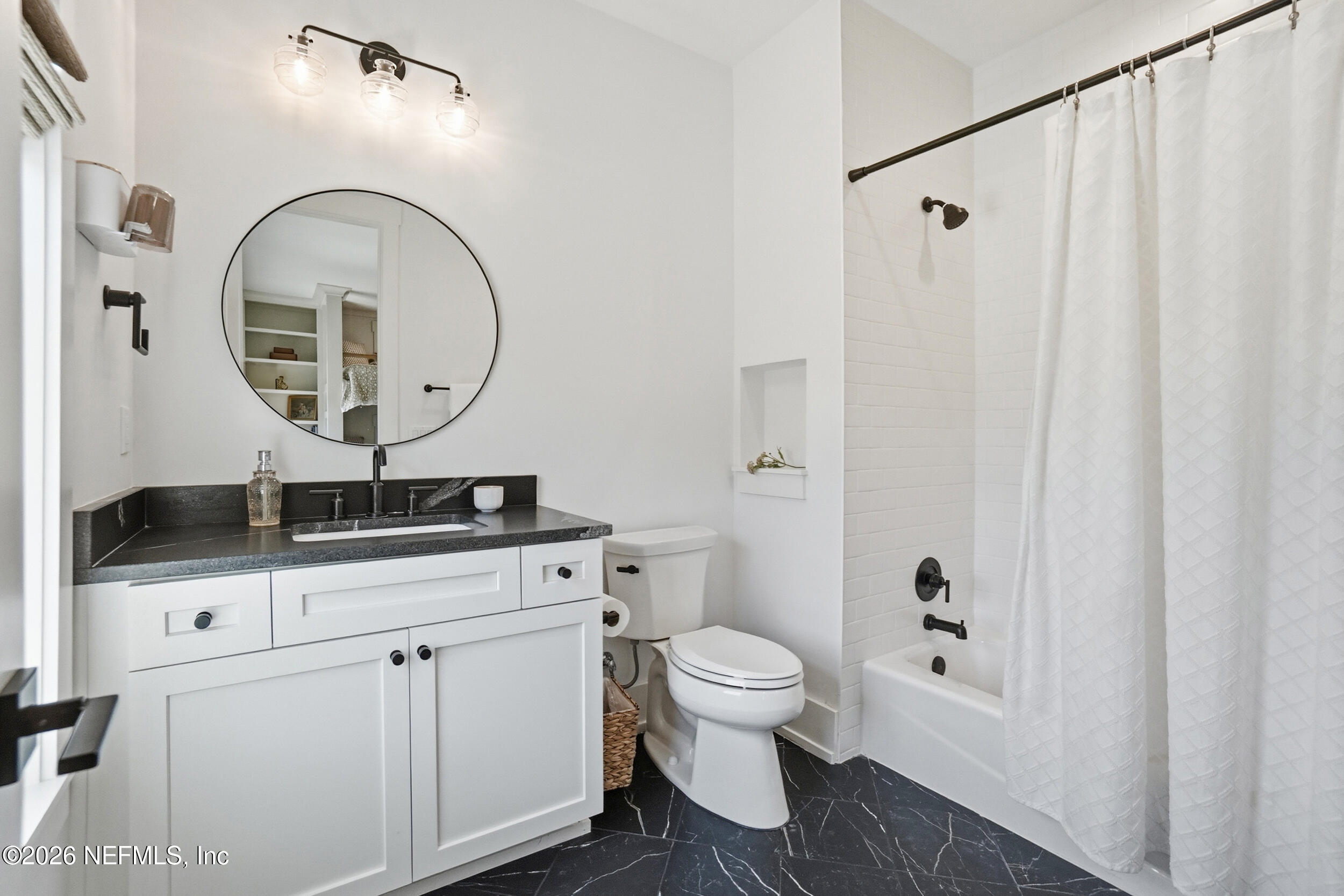 35 JEFFERSON Avenue
