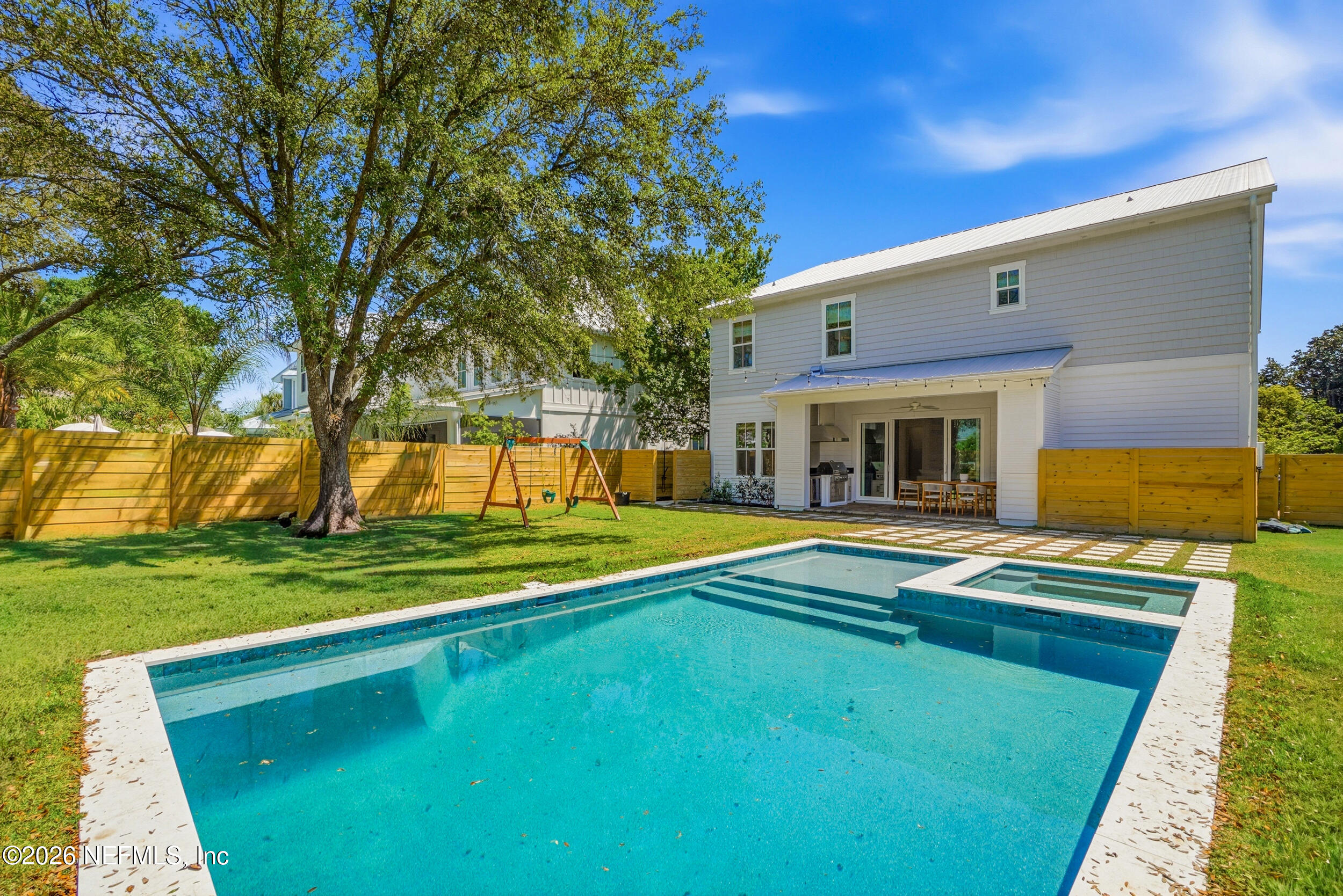 35 JEFFERSON Avenue