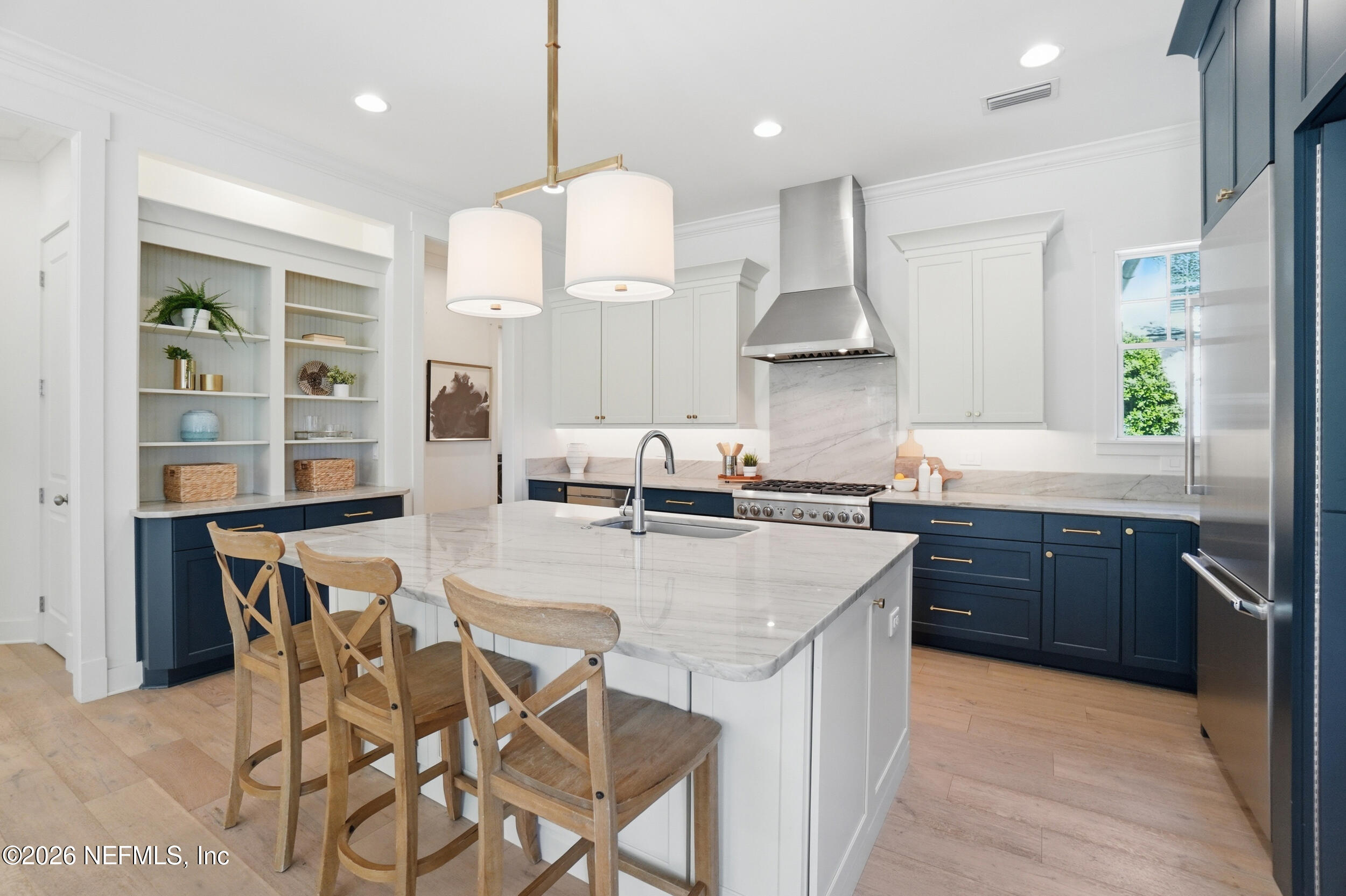 1734 MARITIME OAK Drive