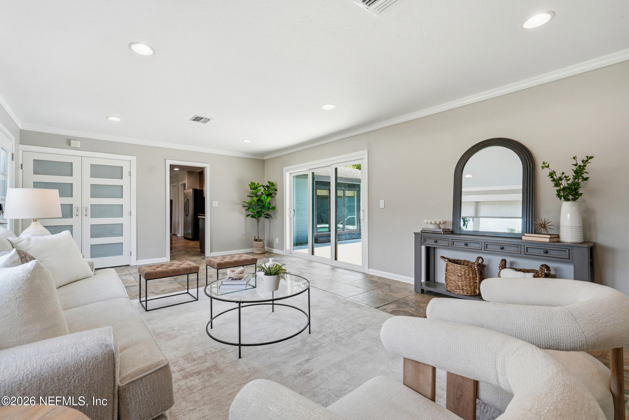 3754 RUSTIC Lane