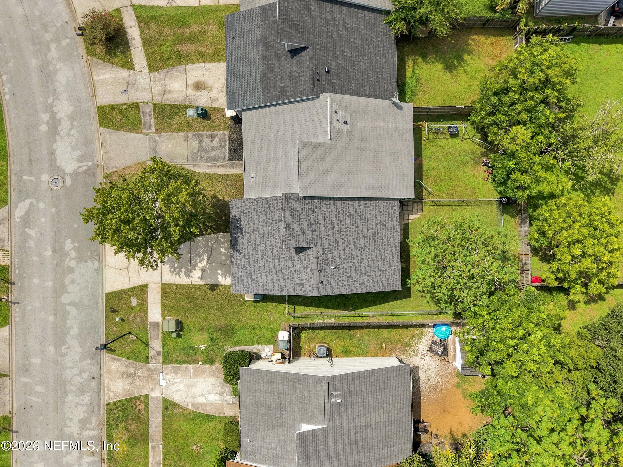 2424 SEABURY Place N