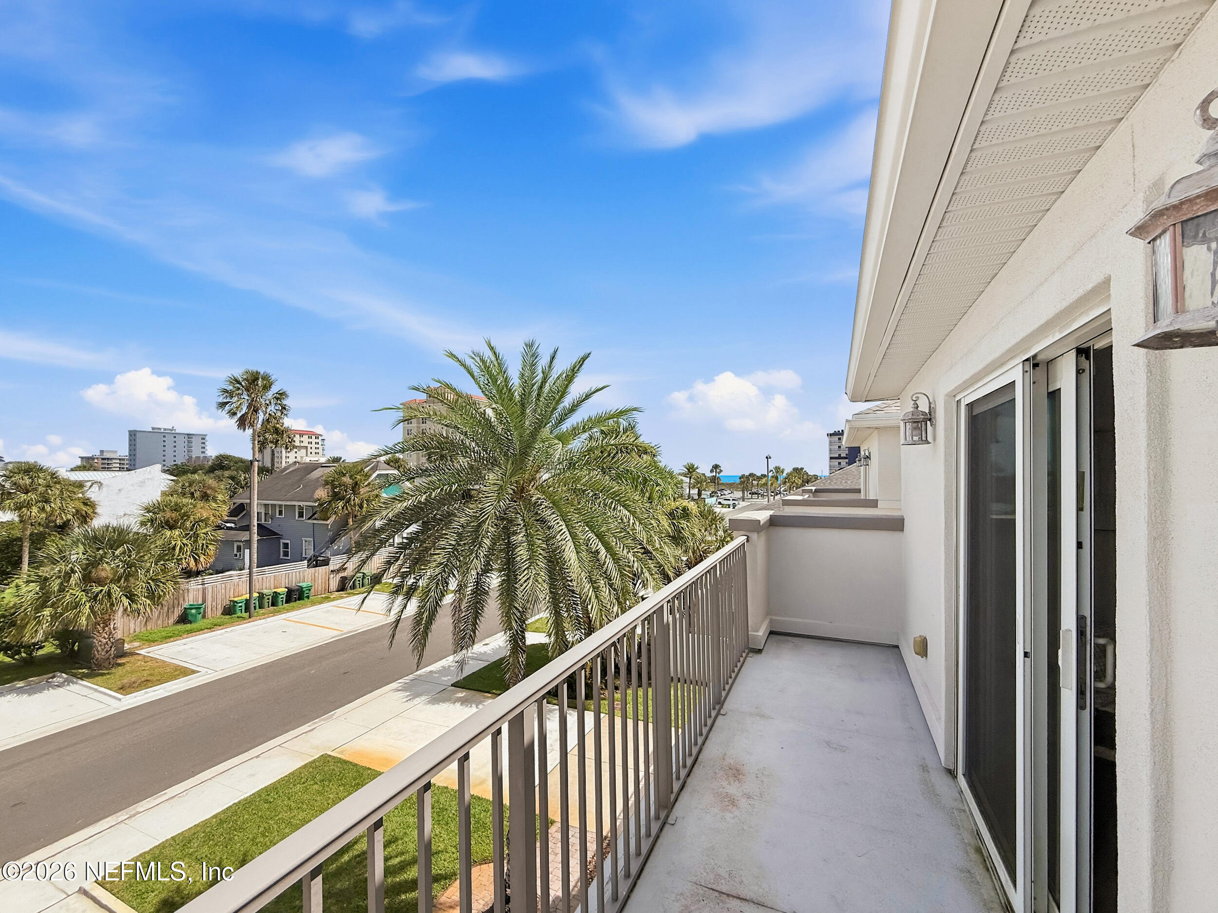 214 6TH Avenue S A
