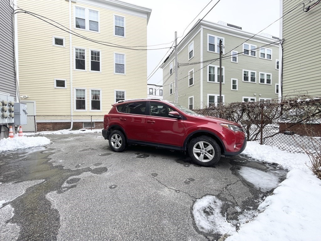 367 Cardinal Medeiros Ave # 2