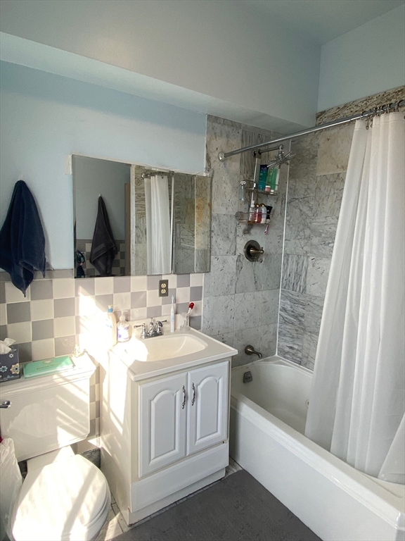 515 Massachusetts Ave. # 2