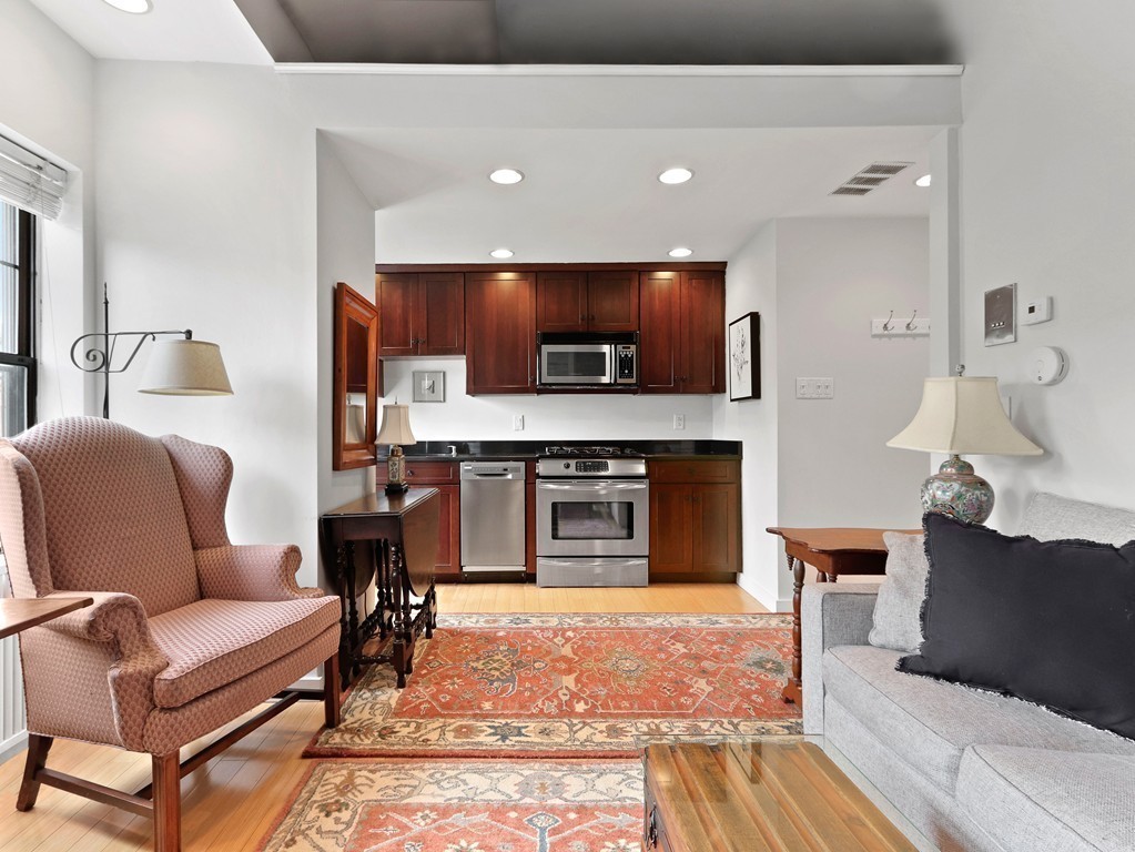 110 Charles # 4