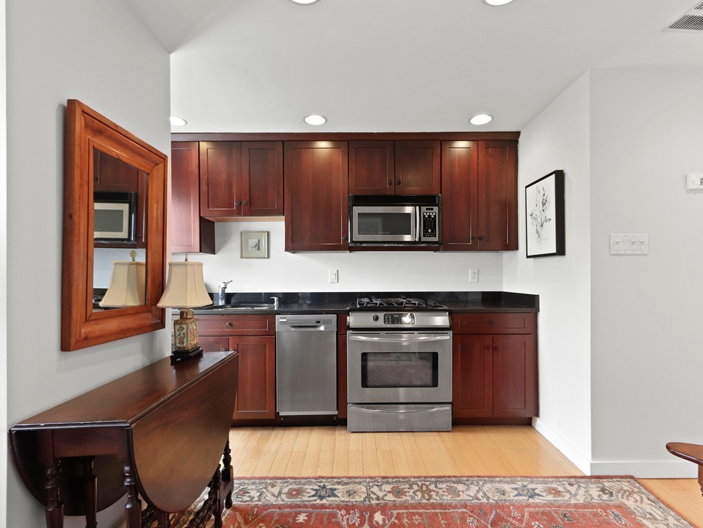 110 Charles # 4