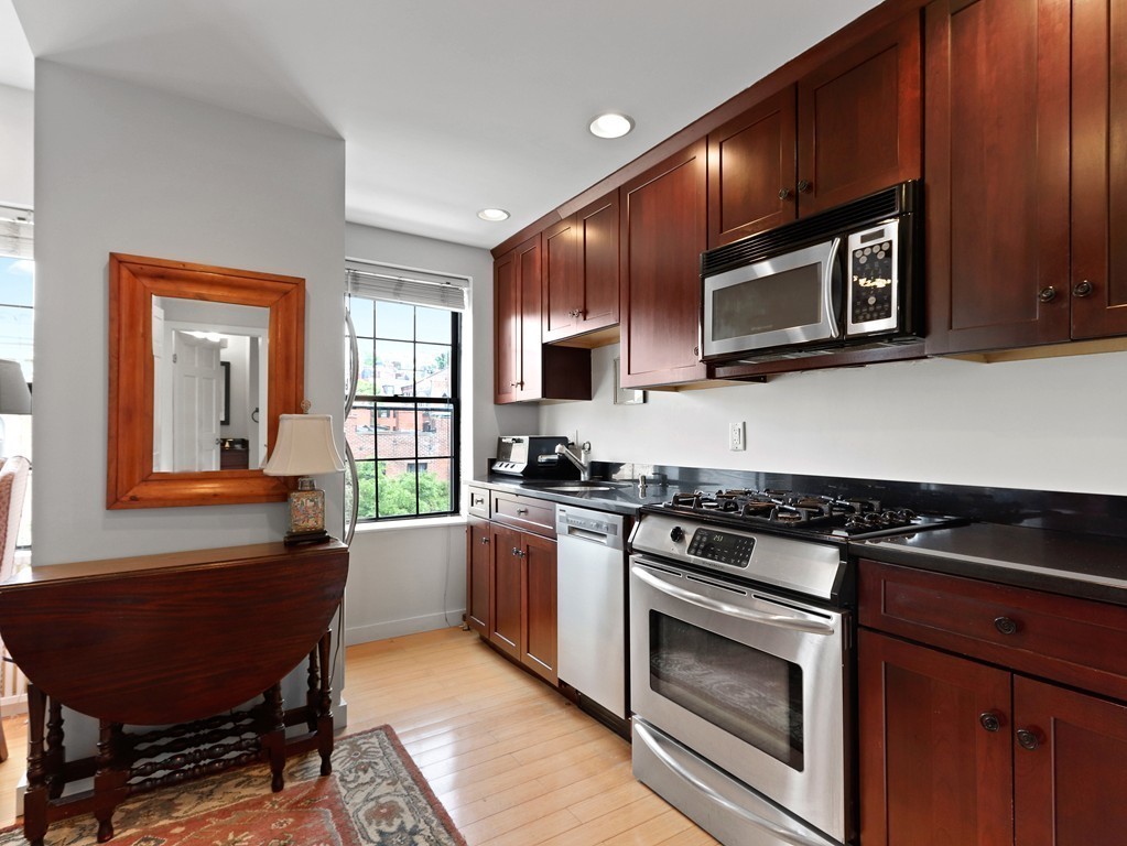 110 Charles # 4