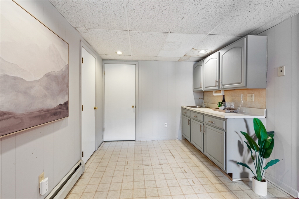 22 Barrows Court
