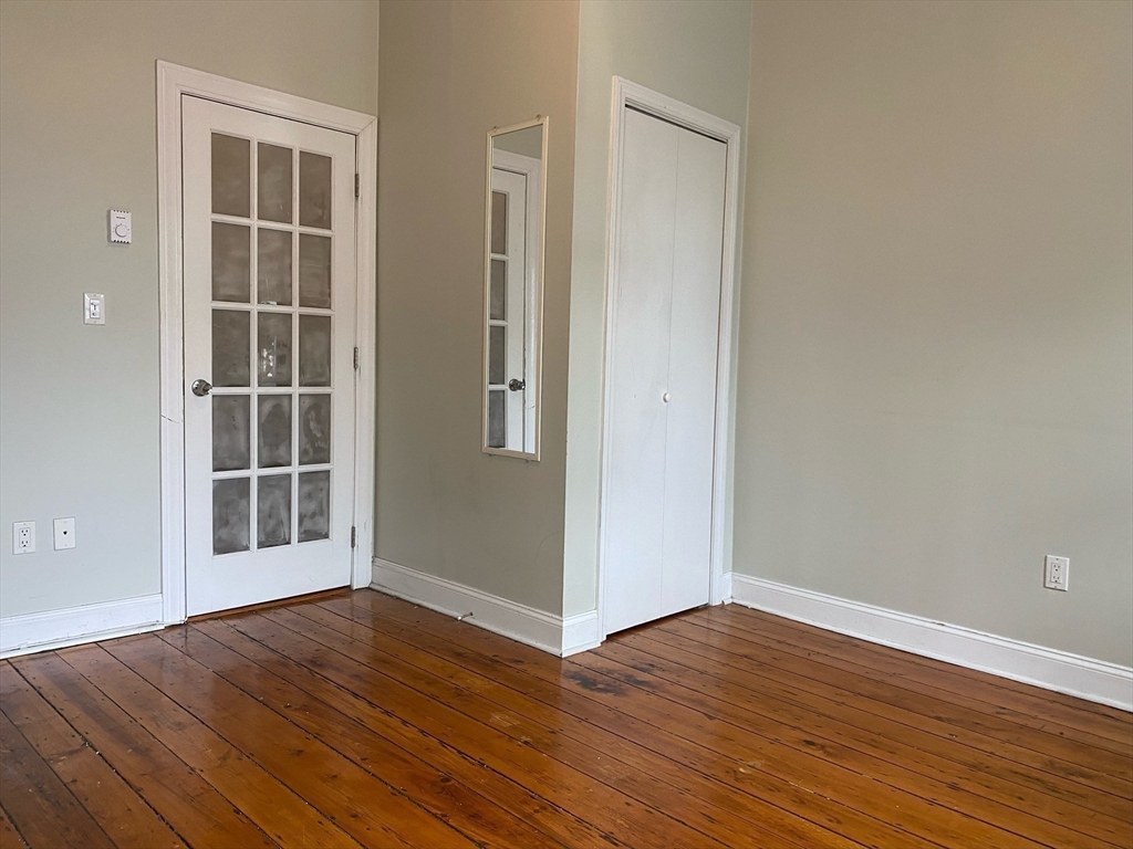 291 West 3rd St. # 1