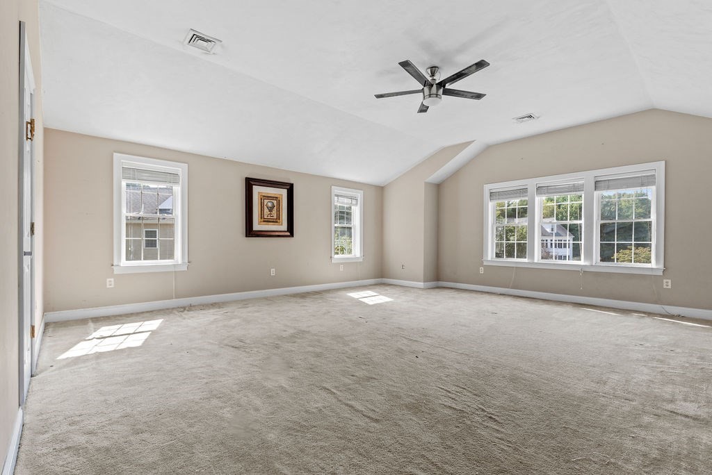 10 Arrowhead Dr