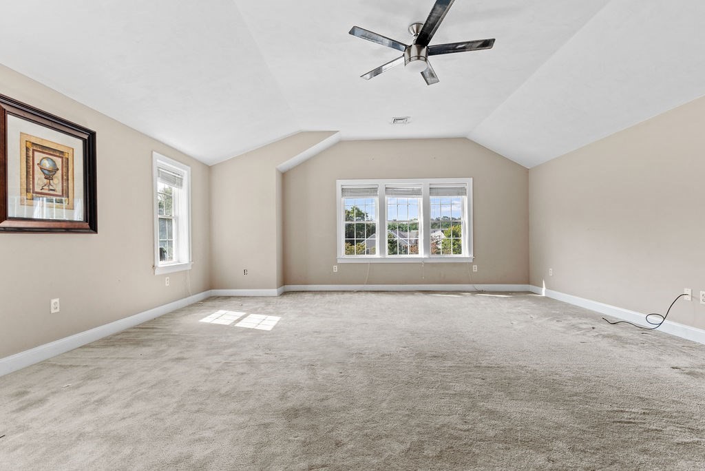 10 Arrowhead Dr