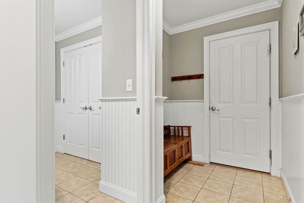10 Arrowhead Dr