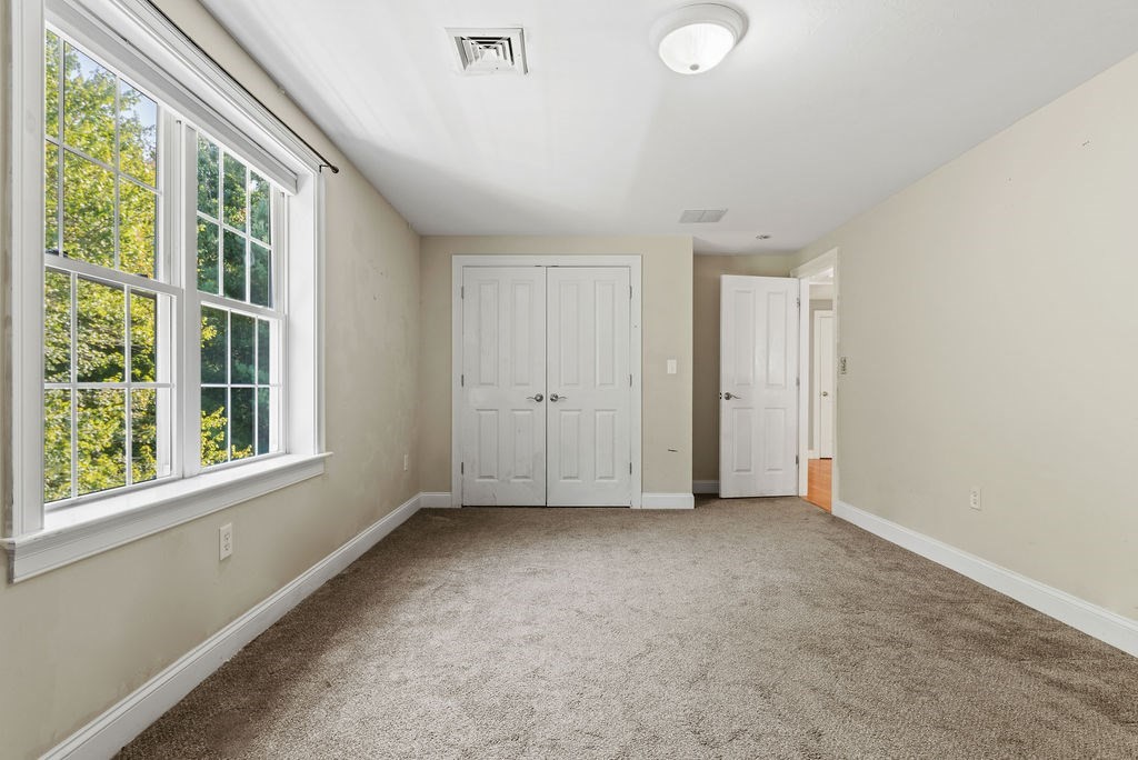 10 Arrowhead Dr