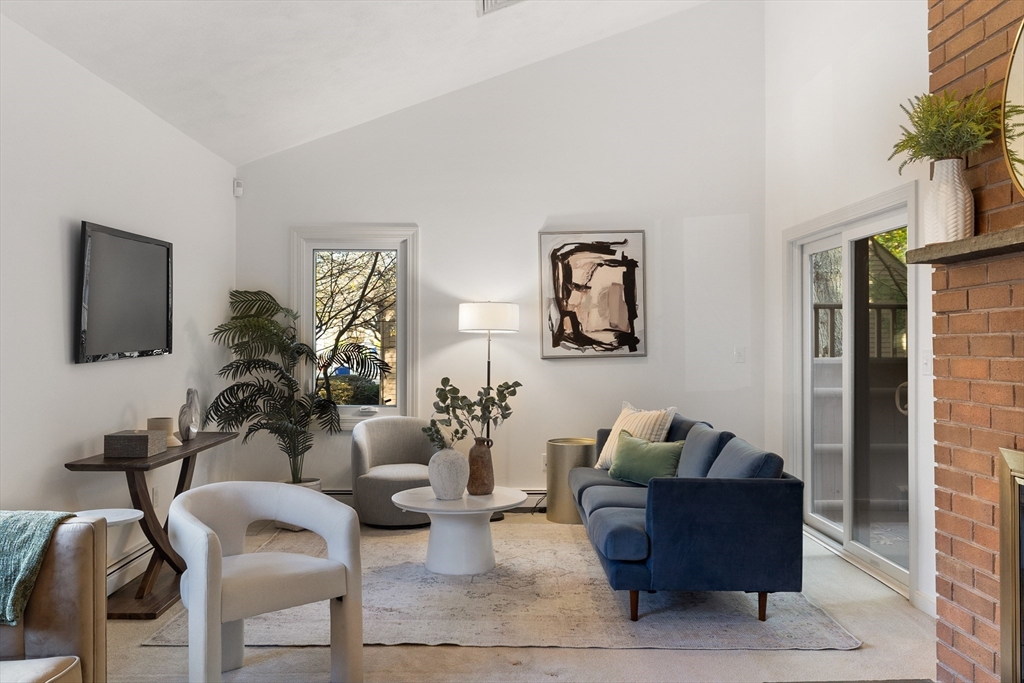 22 Grove Pl # 30