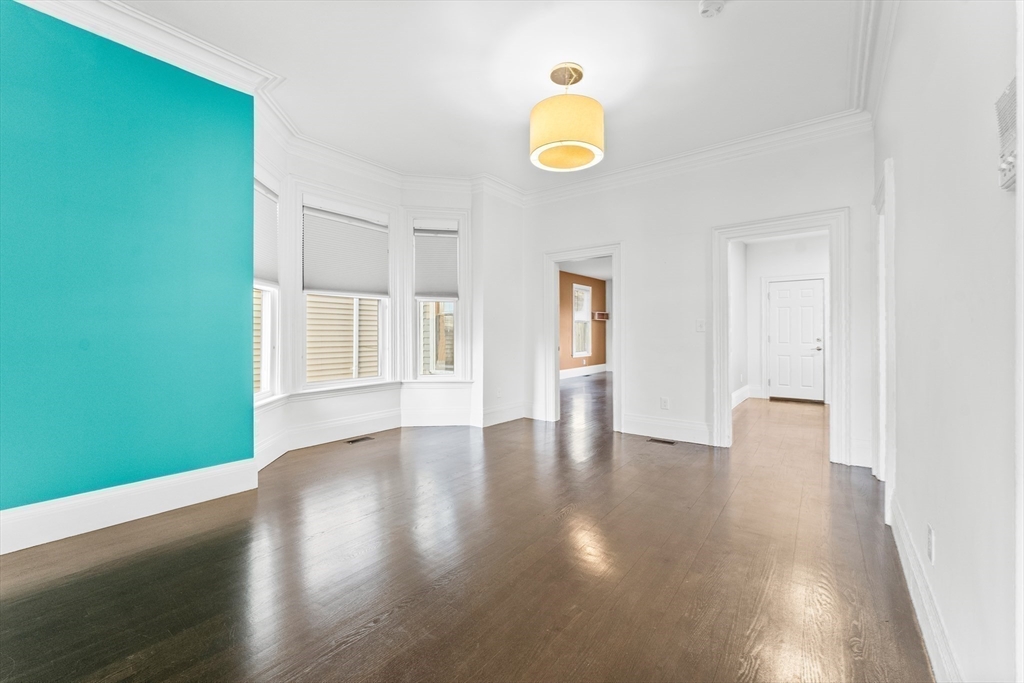 680 Broadway St # 1