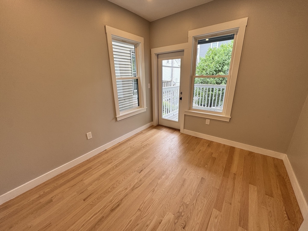 272 E Cottage St # 2