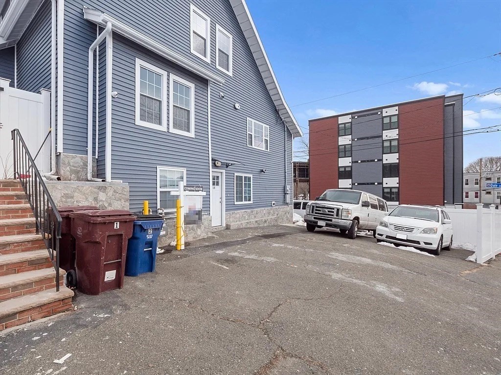 15 Washington Ave # 1