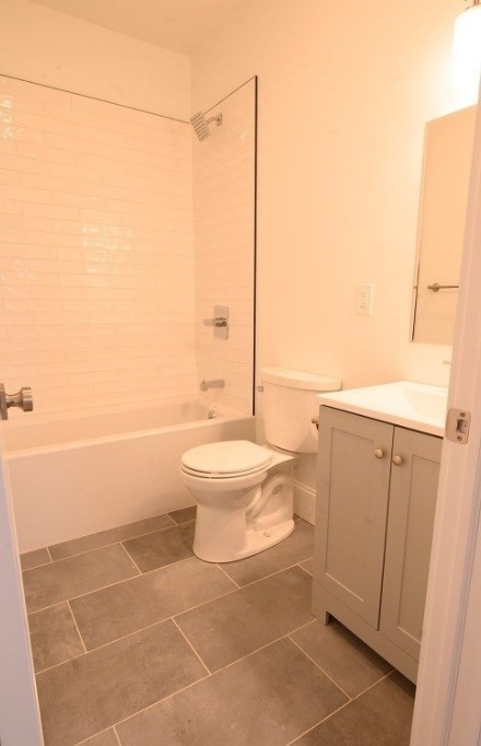 8 Brookside Ave # 3
