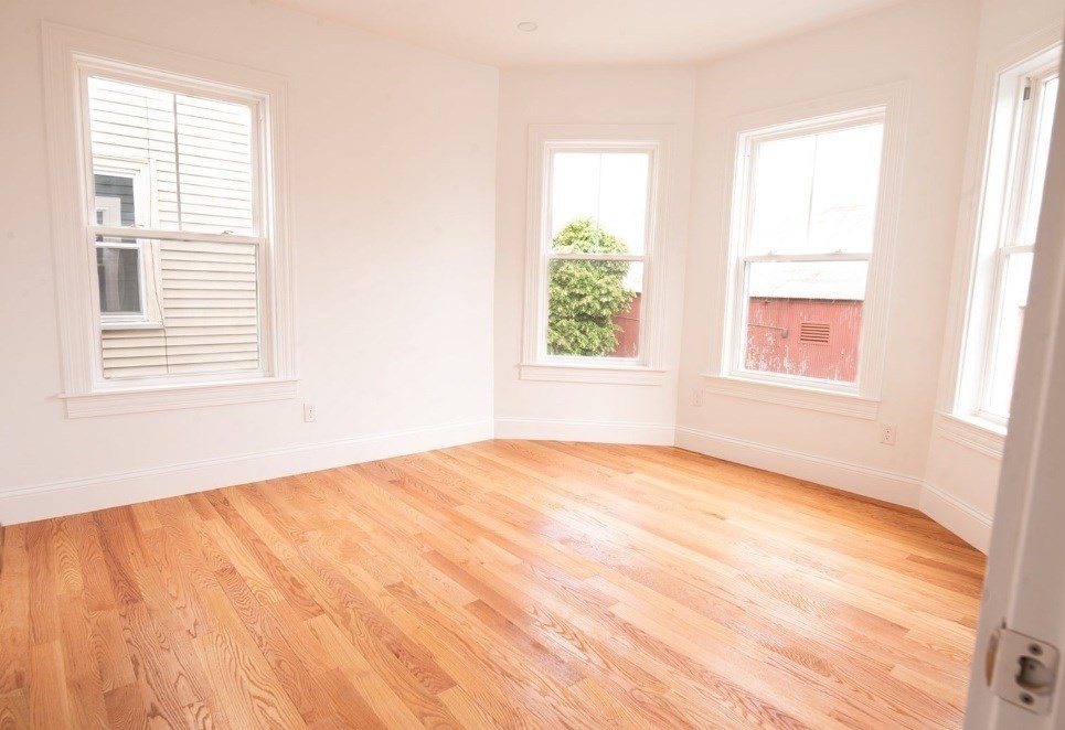 8 Brookside Ave # 3