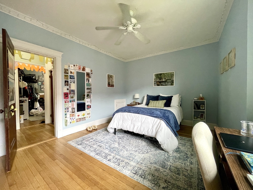 10 Greenway Court # 3