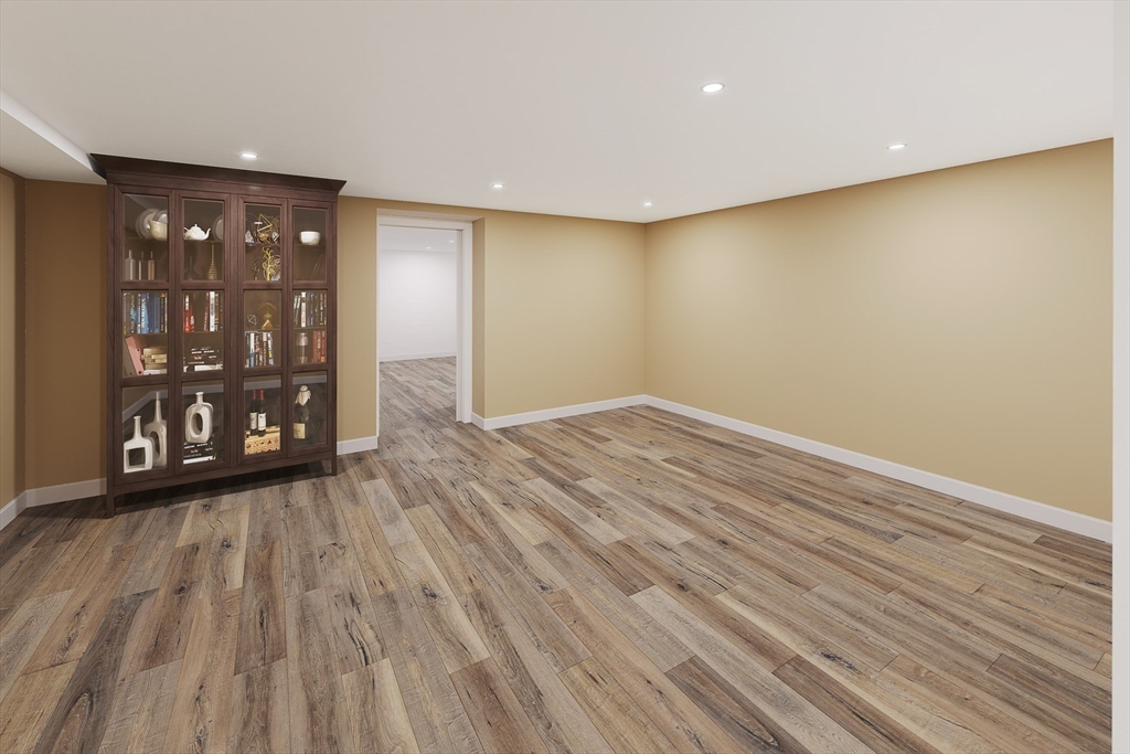156 Woodbine Cir