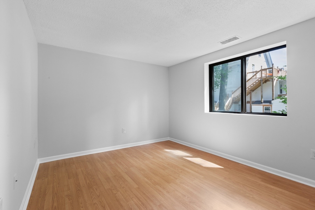 43 Pomeworth St # 28