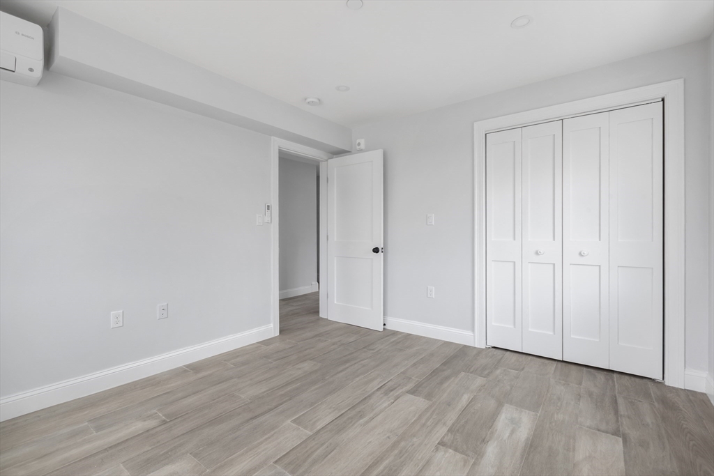 161 Sumner St # 4