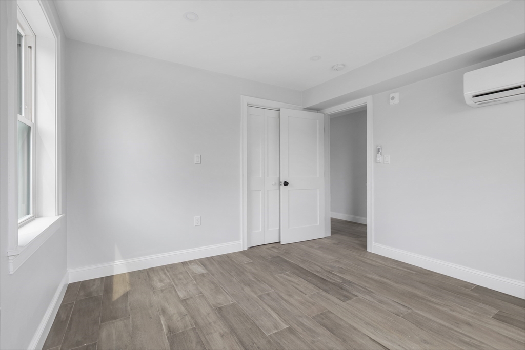 161 Sumner St # 4