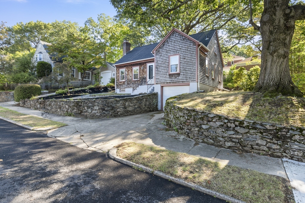 74 Blodgett Avenue