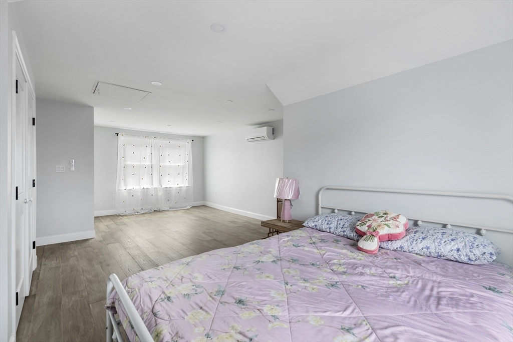 161 Sumner St