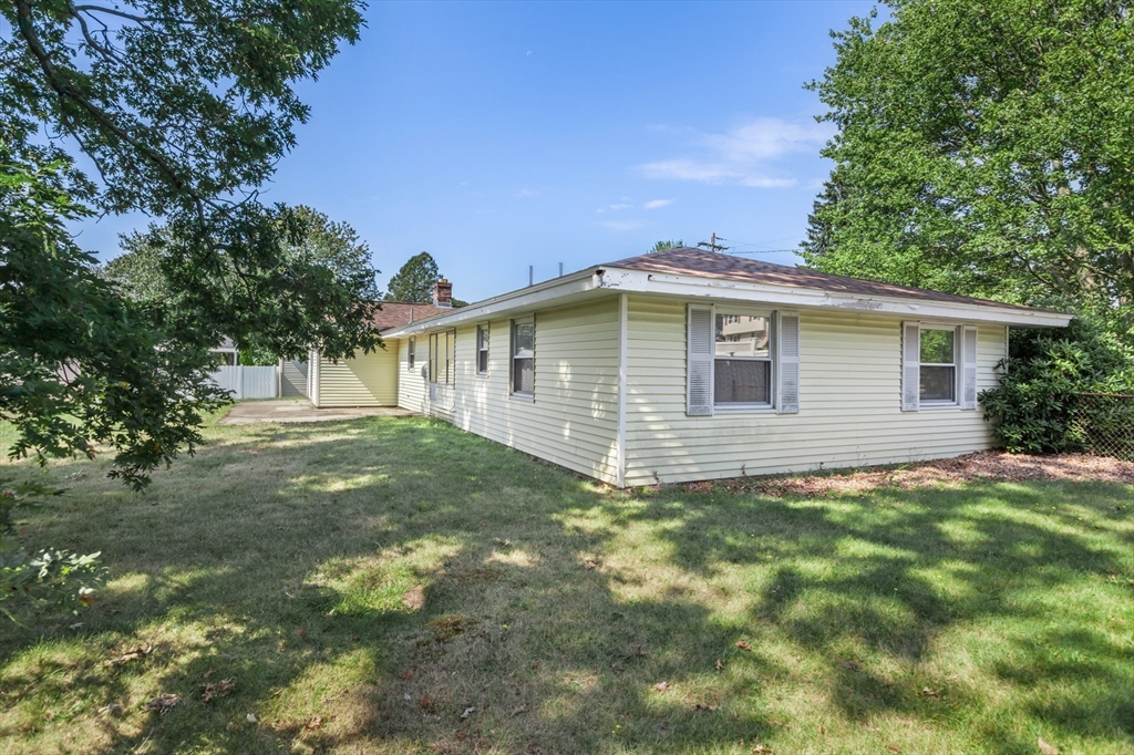 89 Dixon Road