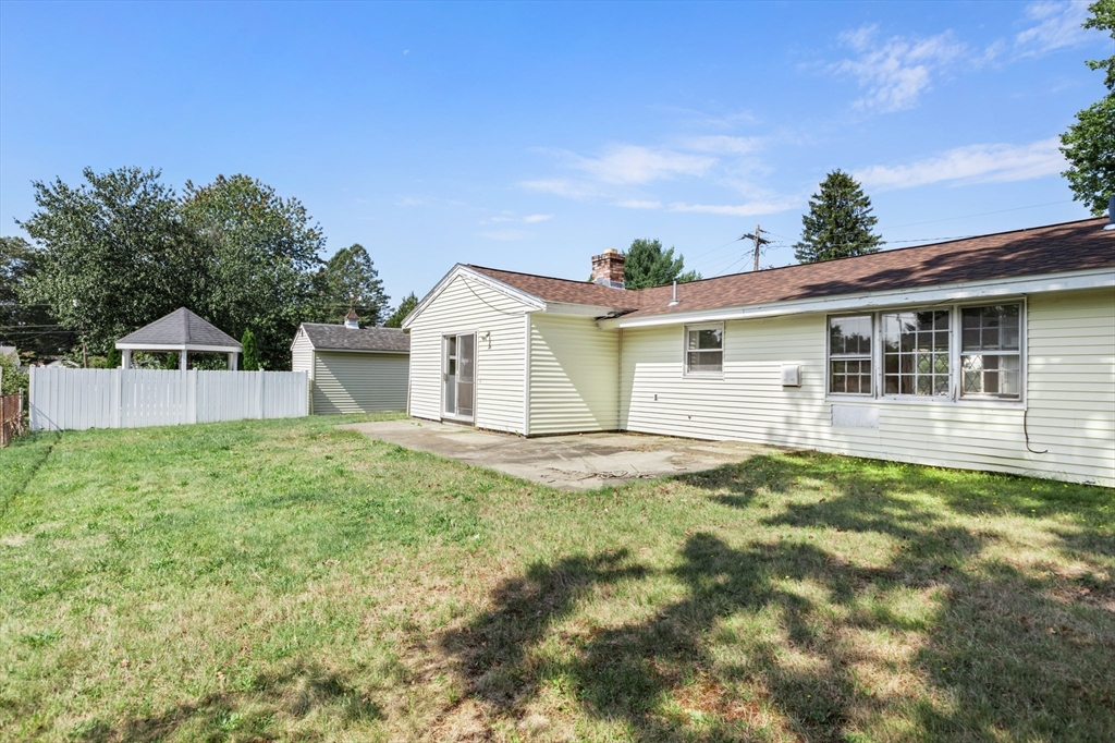 89 Dixon Road