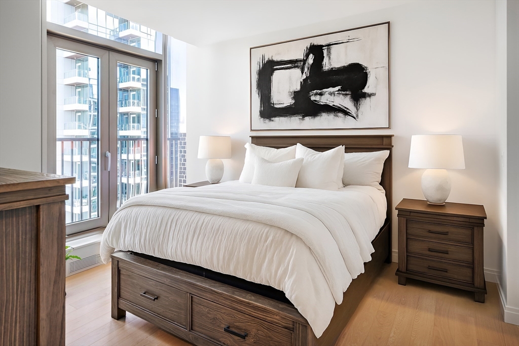 133 Seaport Blvd # 1710