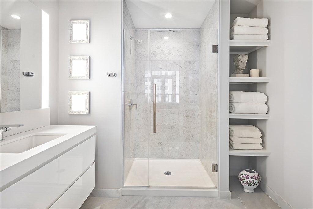 133 Seaport Blvd # 1710